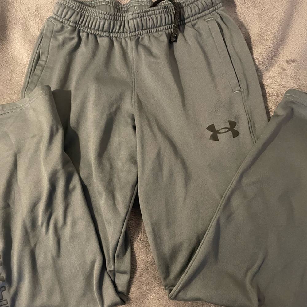 Boy’s Gray Under Armour pants